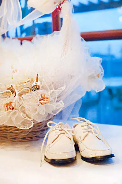 los zapatitos del niño bautizado