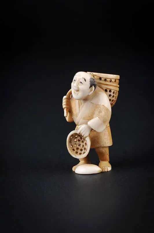 Figura asiatica detallada